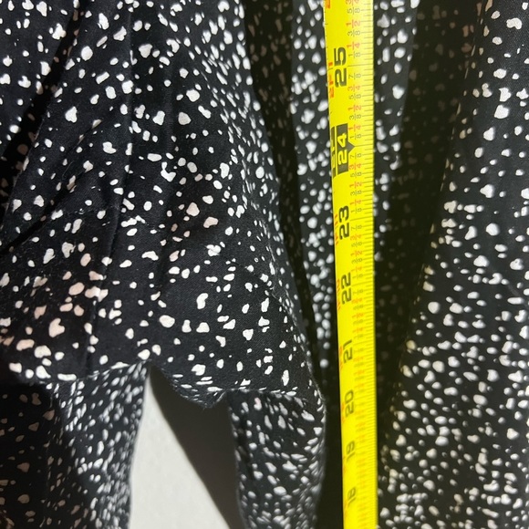 NWT Lane Bryant capri pants, black and white size 26 for women - Picture 8 of 8